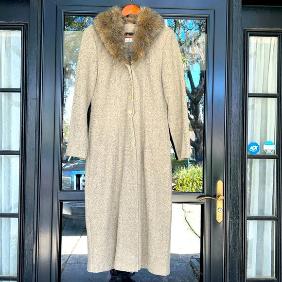 Farouche Jackets & Blazers - Vintage Farouche by Lori Weidner Women's fur collar long jacket